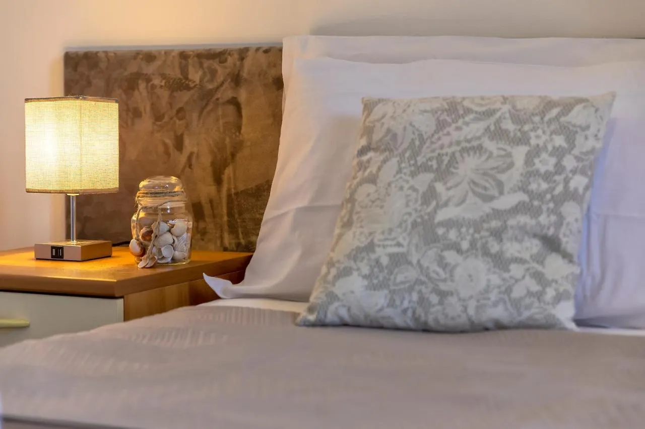 Villa Grazia Alghero 2*,  Italia